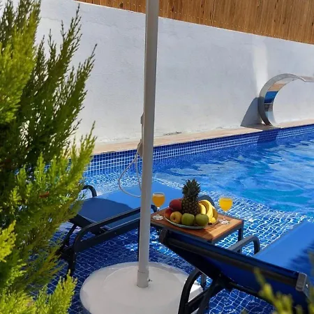 Yesilkoey 1 Bedroom Secluded With Private Pool Hot Tub Villa *