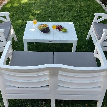 Yesilkoey 1 Bedroom Secluded With Private Pool Hot Tub فيلة *