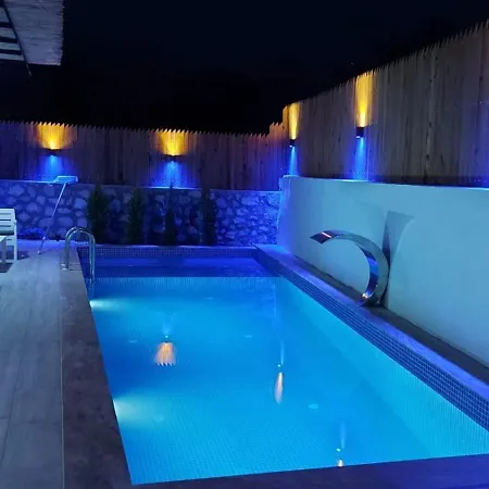 Yesilkoey 1 Bedroom Secluded With Private Pool Hot Tub Villa