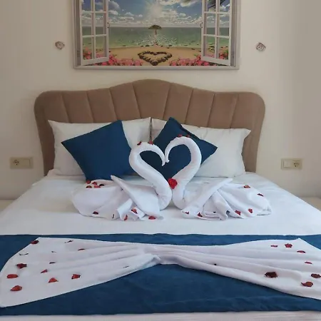 Yesilkoey 1 Bedroom Secluded With Private Pool Hot Tub Villa *