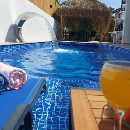 Yesilkoey 1 Bedroom Secluded With Private Pool Hot Tub Villa